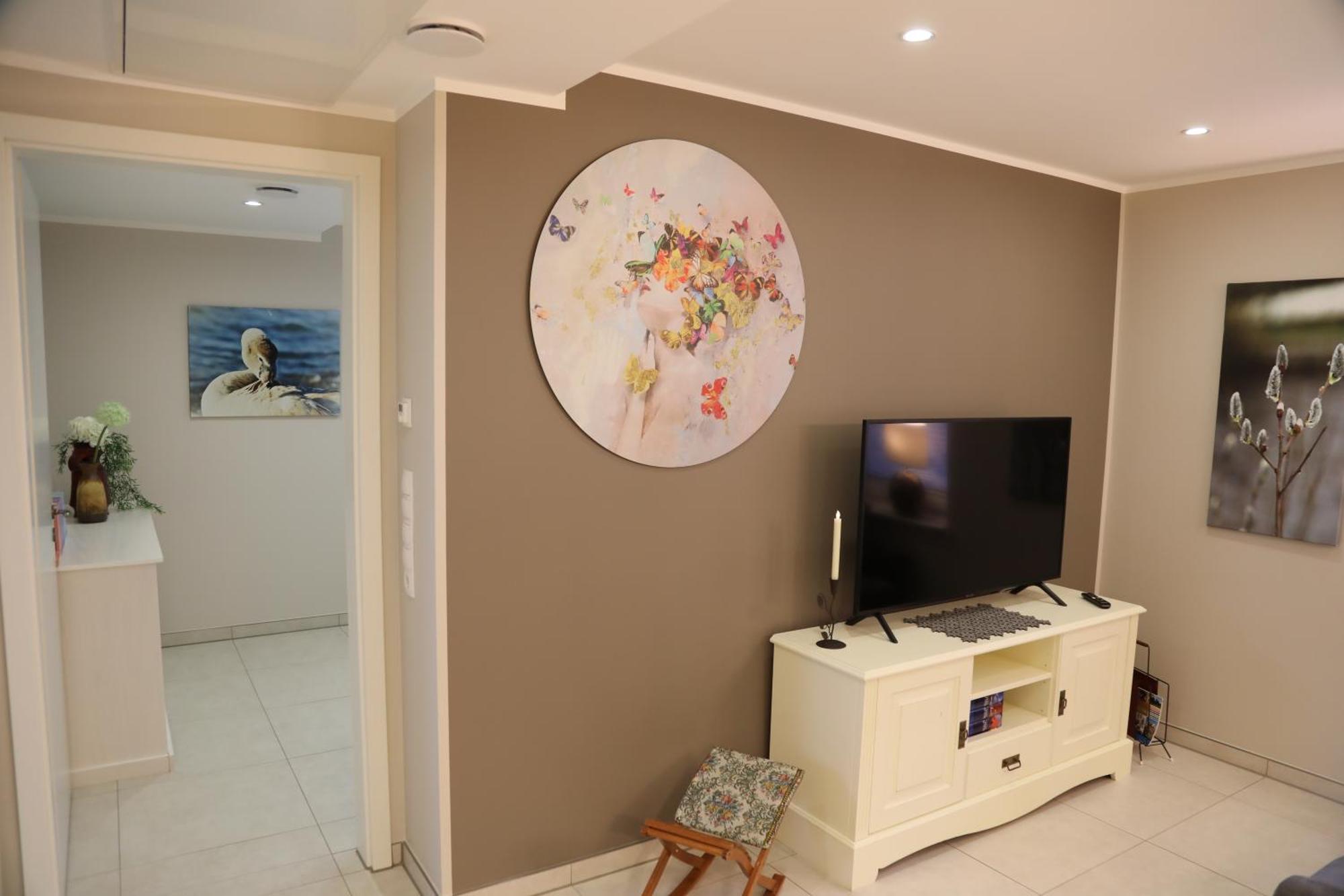 Eine Sehr Gemuetliche Erdgeschoss Wohnung Ihlow  ภายนอก รูปภาพ