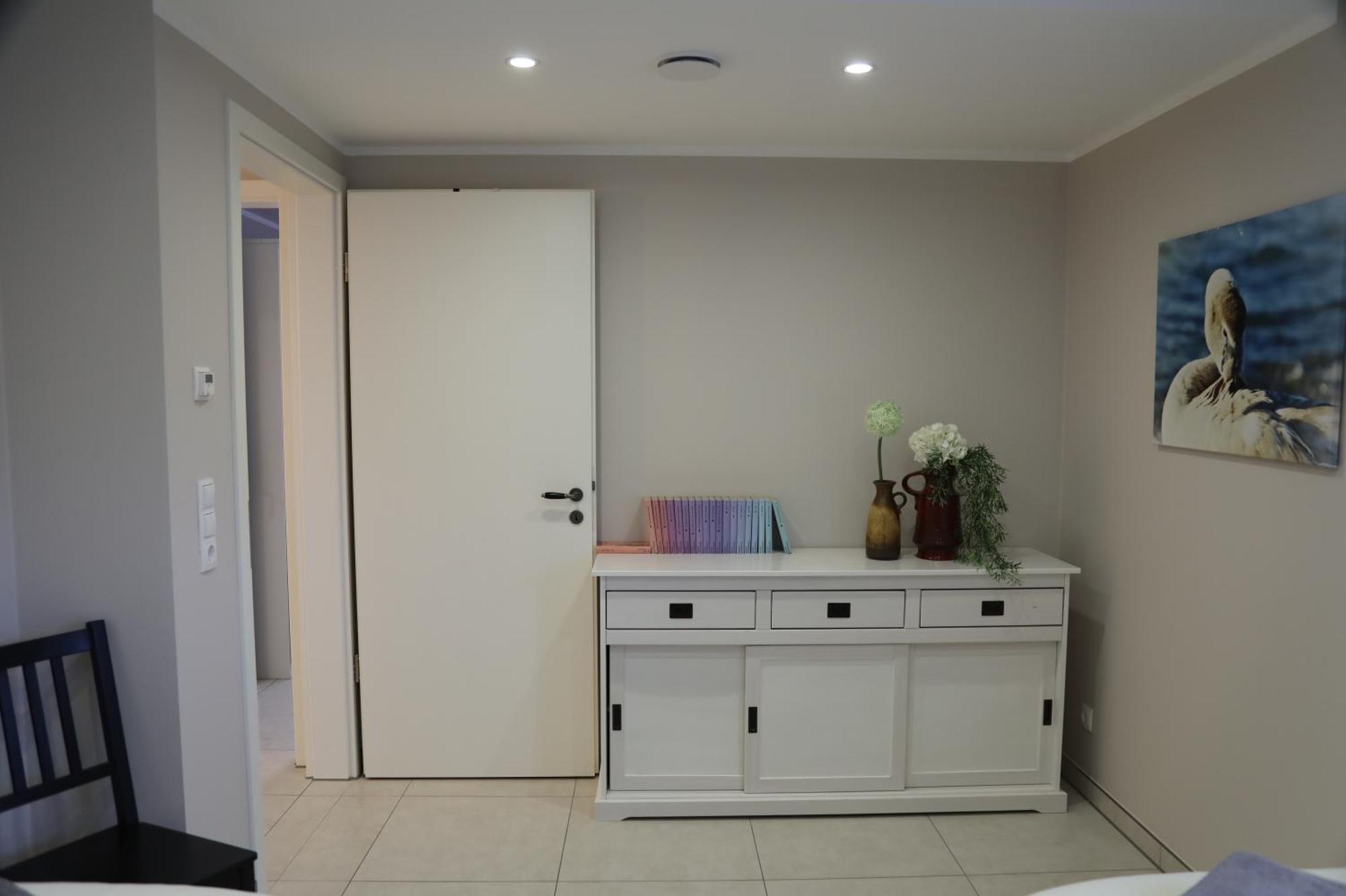 Eine Sehr Gemuetliche Erdgeschoss Wohnung Ihlow  ภายนอก รูปภาพ