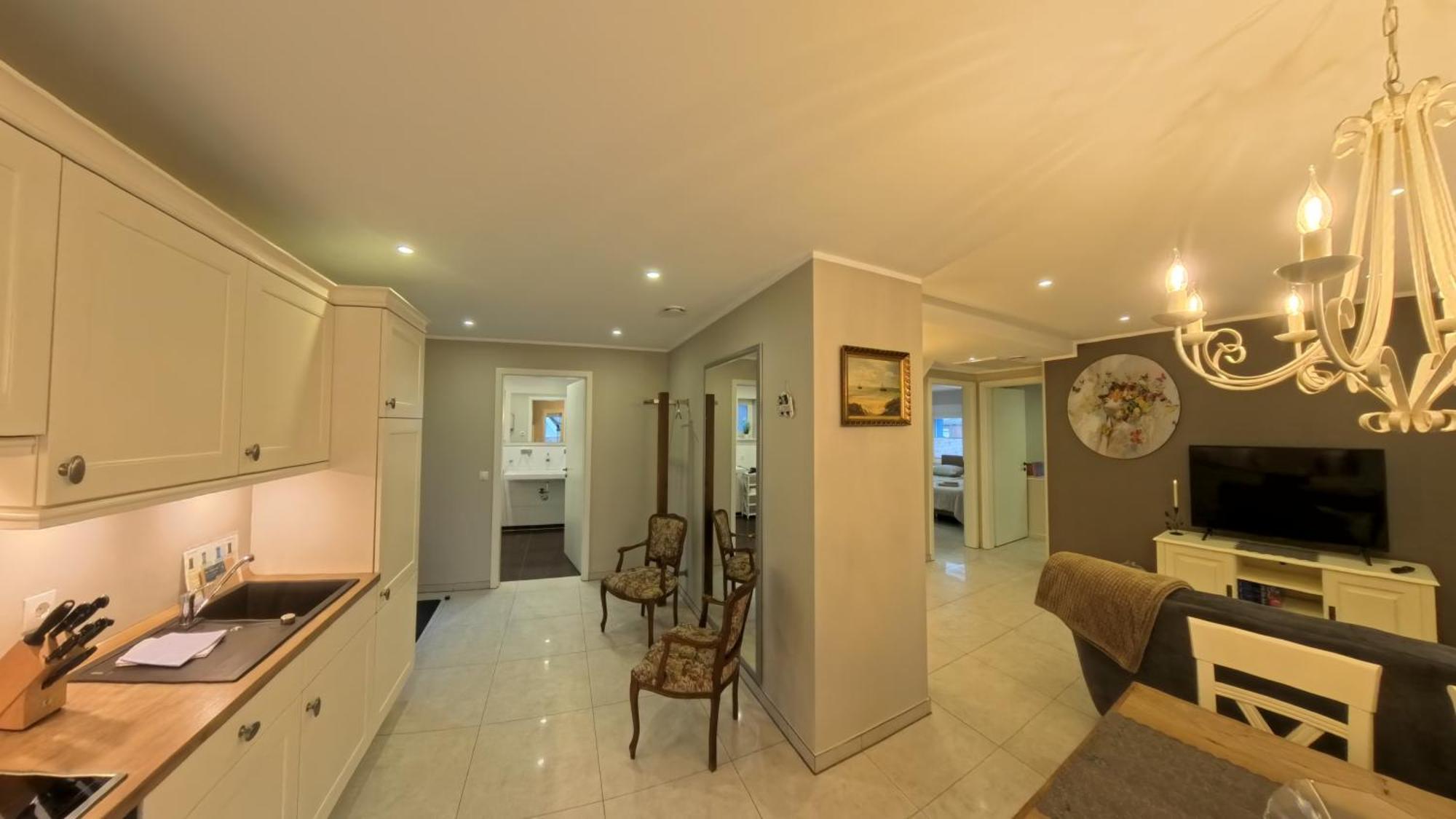 Eine Sehr Gemuetliche Erdgeschoss Wohnung Ihlow  ภายนอก รูปภาพ